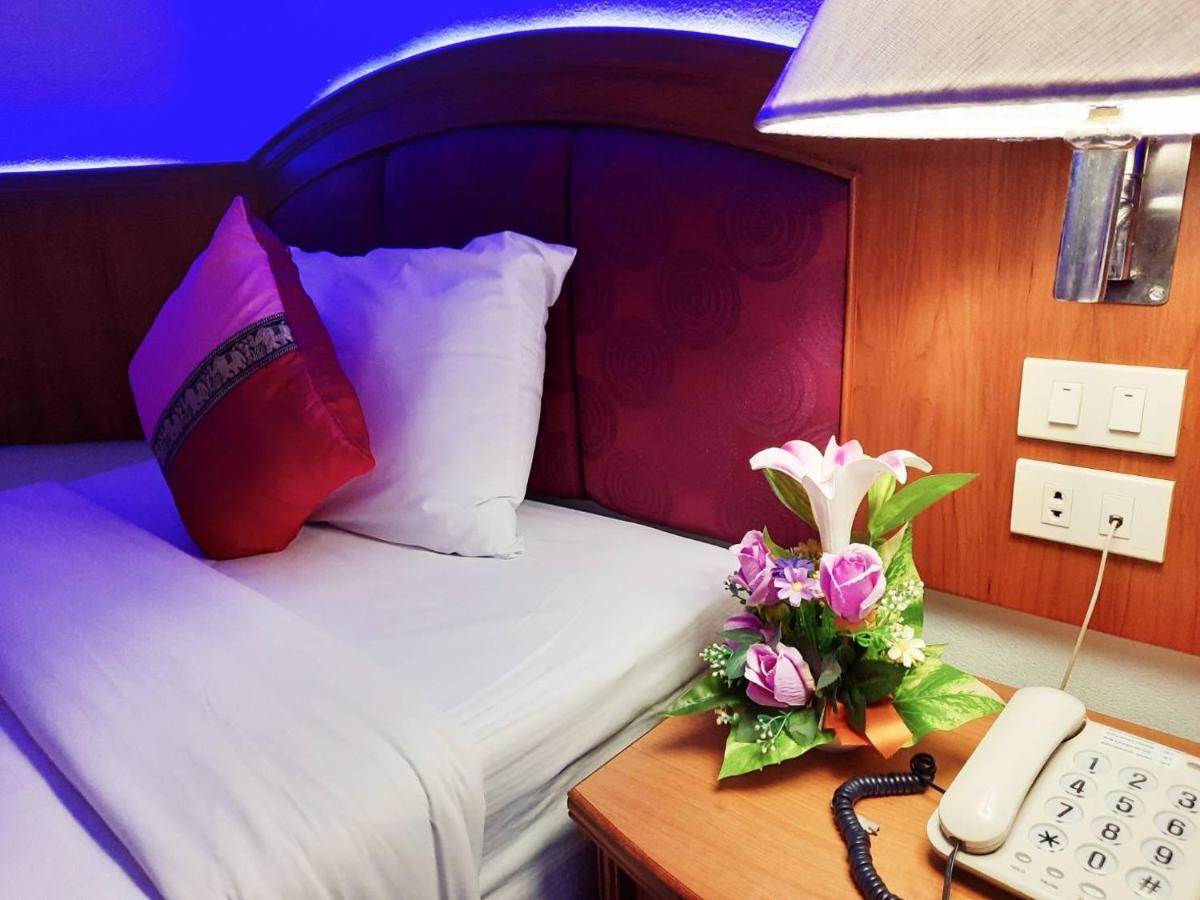 Krabi Golden Hill Hotel Екстер'єр фото