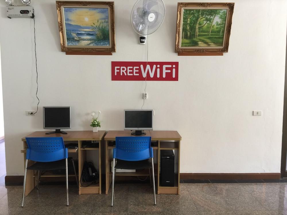 Krabi Golden Hill Hotel Екстер'єр фото