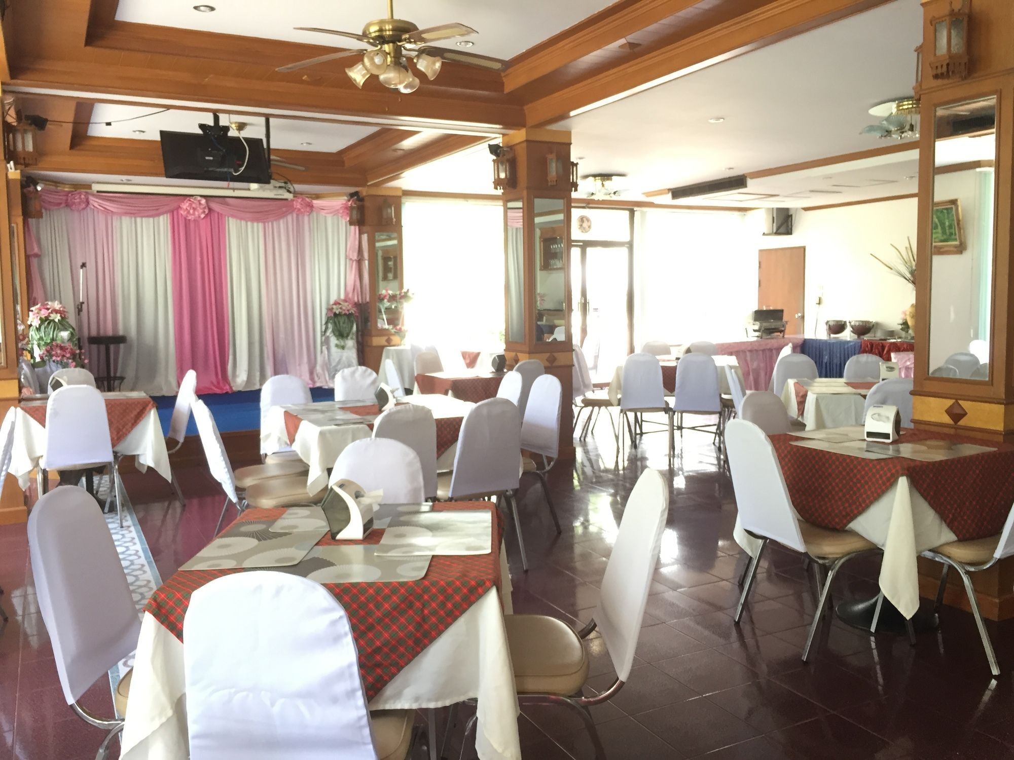 Krabi Golden Hill Hotel Екстер'єр фото